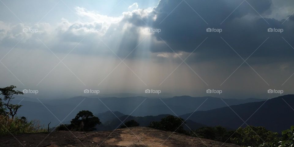 Light Up Stage - Sunlight coming through clouds