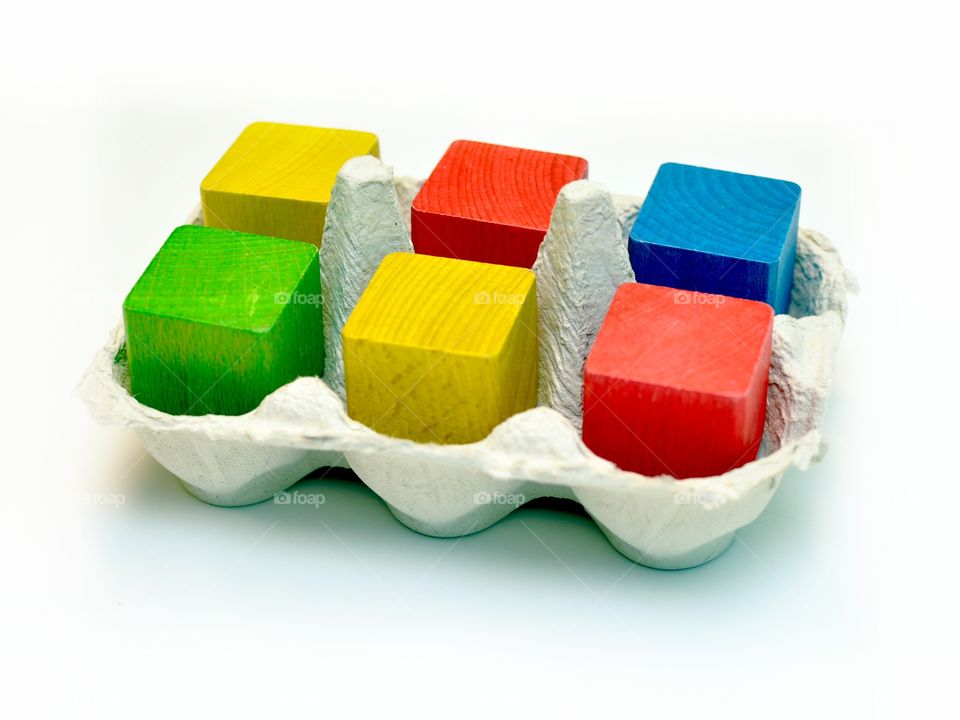 Coloured blocks in egg crate