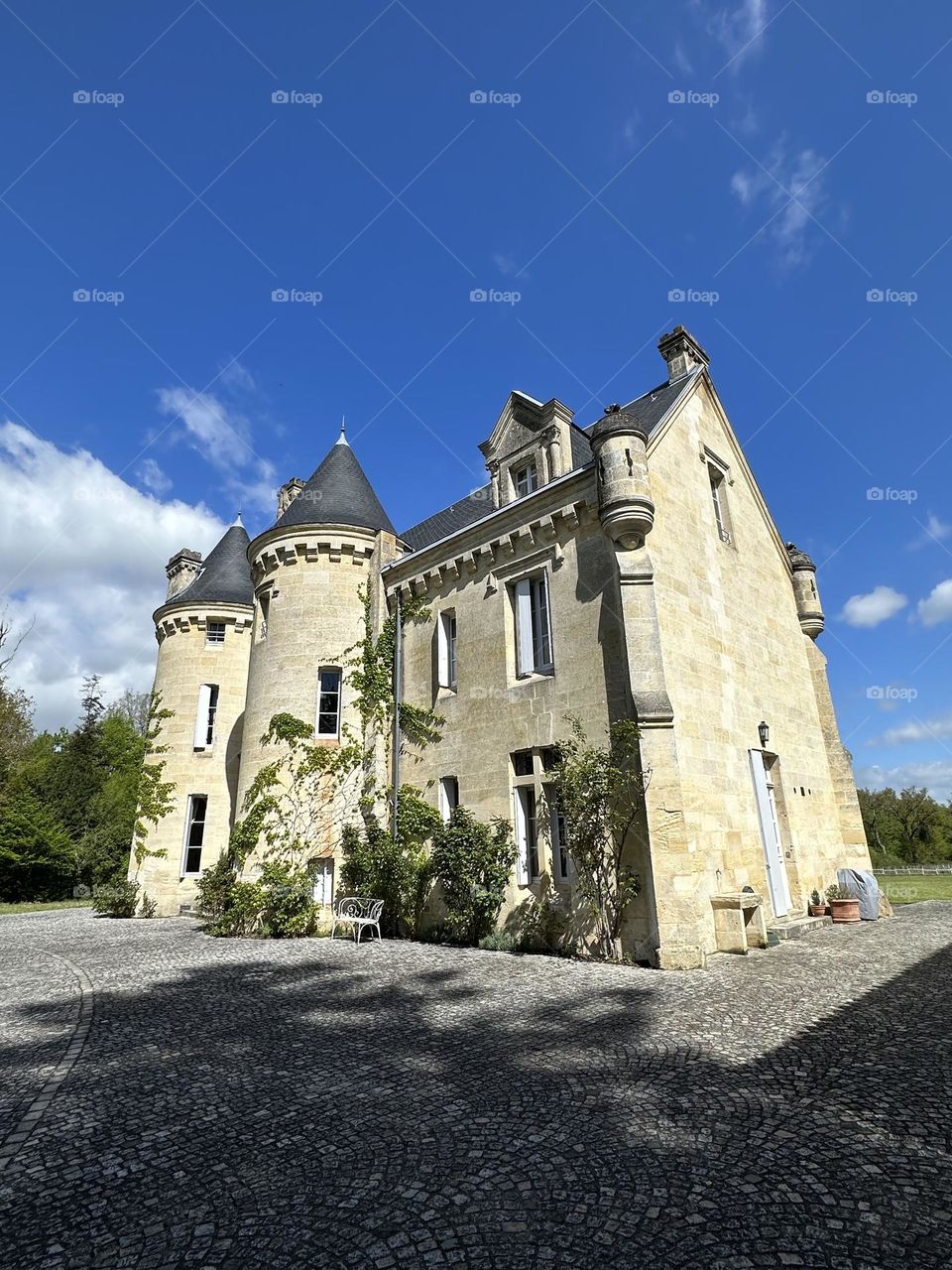 Bourdoux Castle