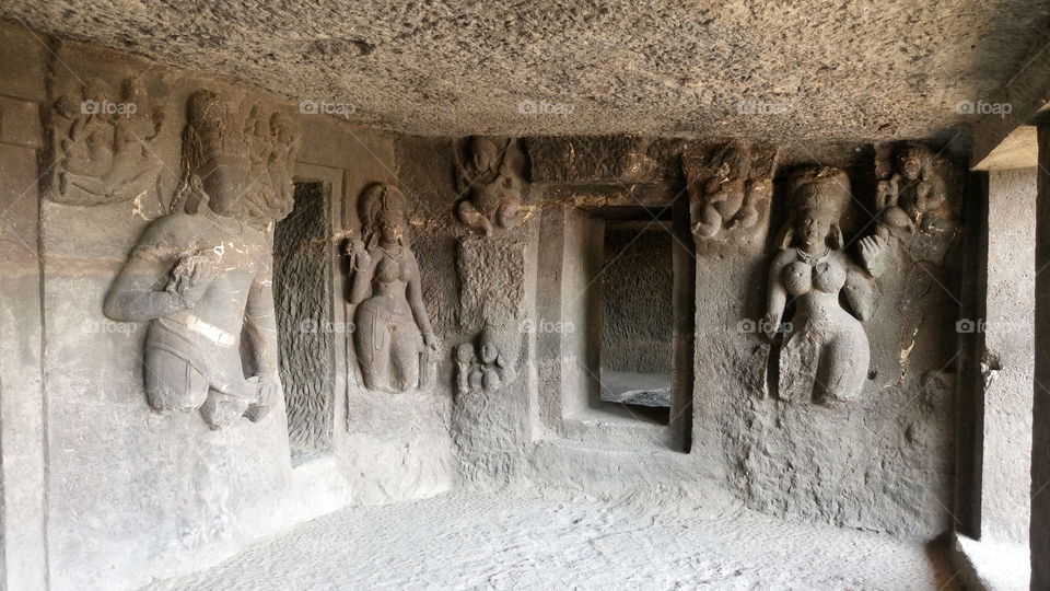 It is ancient historical  aurangabad caves situated in aurangabad it was built in 7th _ 8th century it is relating in buddhism religion it is awaysome art carving in stone it's away some in world of heritage in india