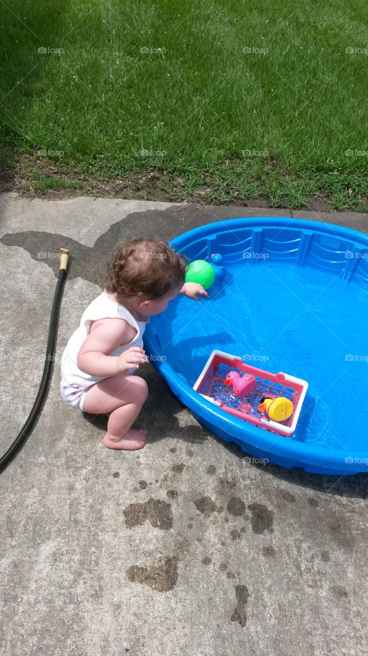 Kiddie pool