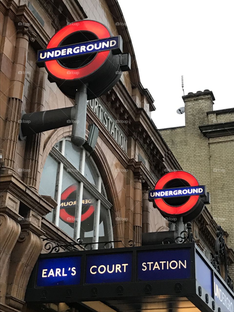 Earls court underground's station 