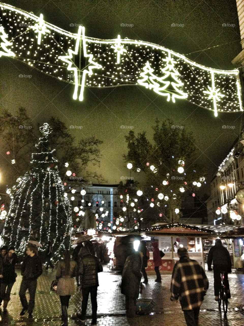 winter city people square by piaktw