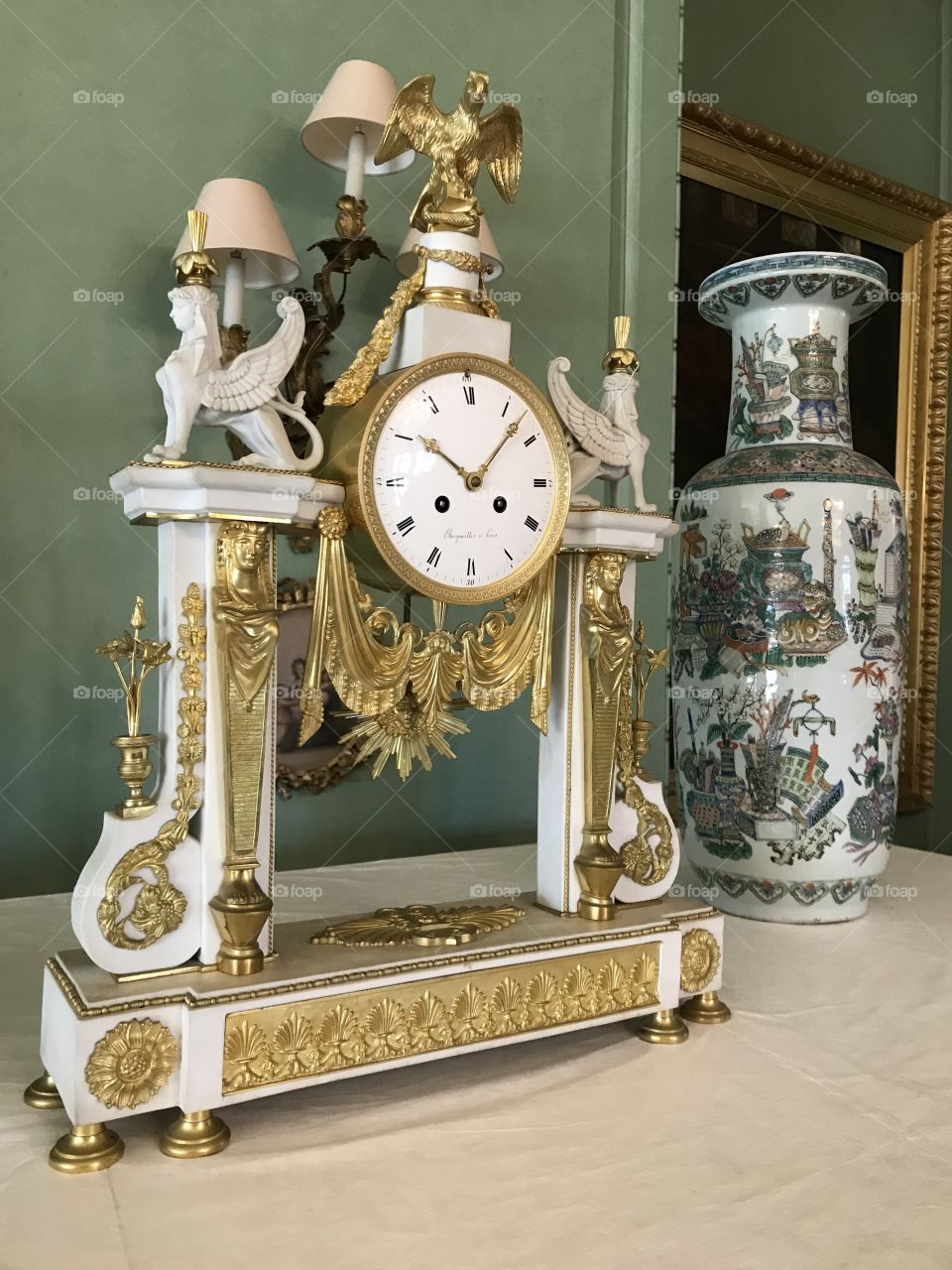 With respect to this aperture of time brilliance, the attention to detail of this time machine says all you need to know when viewing something outstanding.