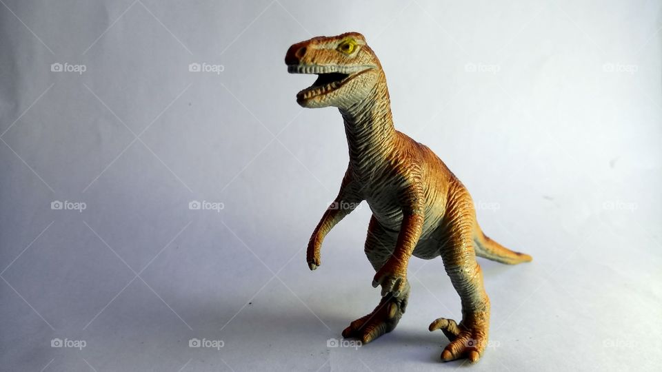 toy's of dinosaurs