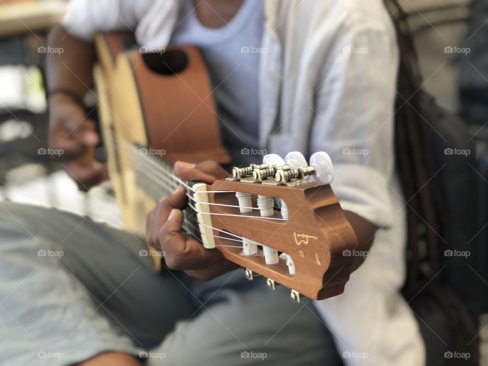 Guitar 