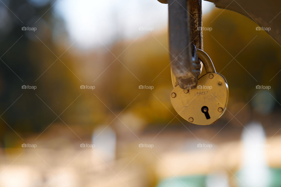 Padlock view