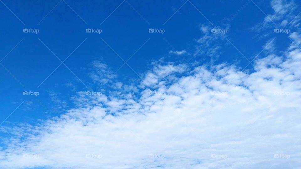blue sky and white clouds