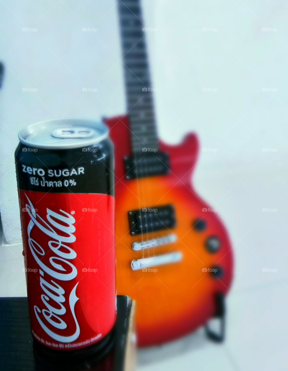 same color but Coke taste better.