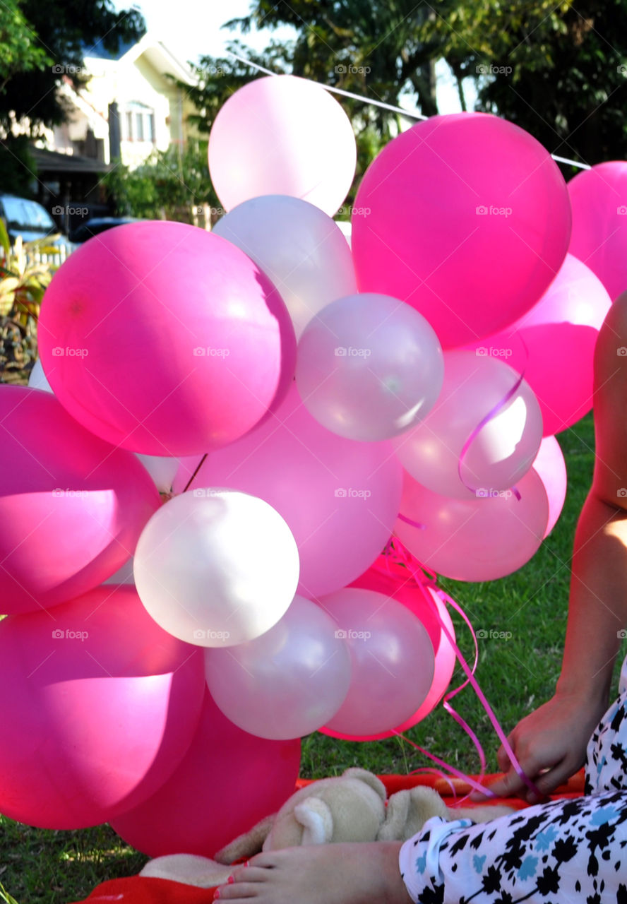 pink balloons