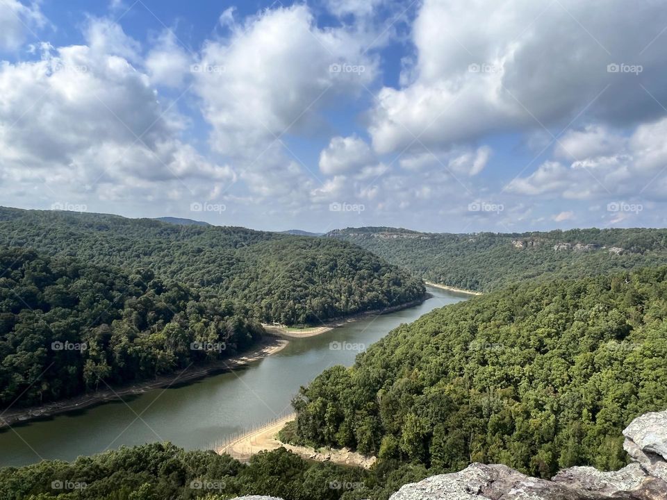 View from Buzzard Rock overlook in Kentucky 