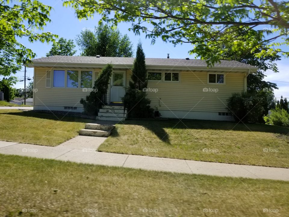 Home, Lawn, House, Driveway, Building