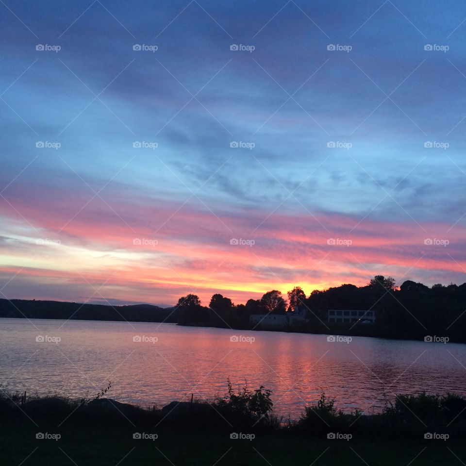 An east coast sunset over the lake.