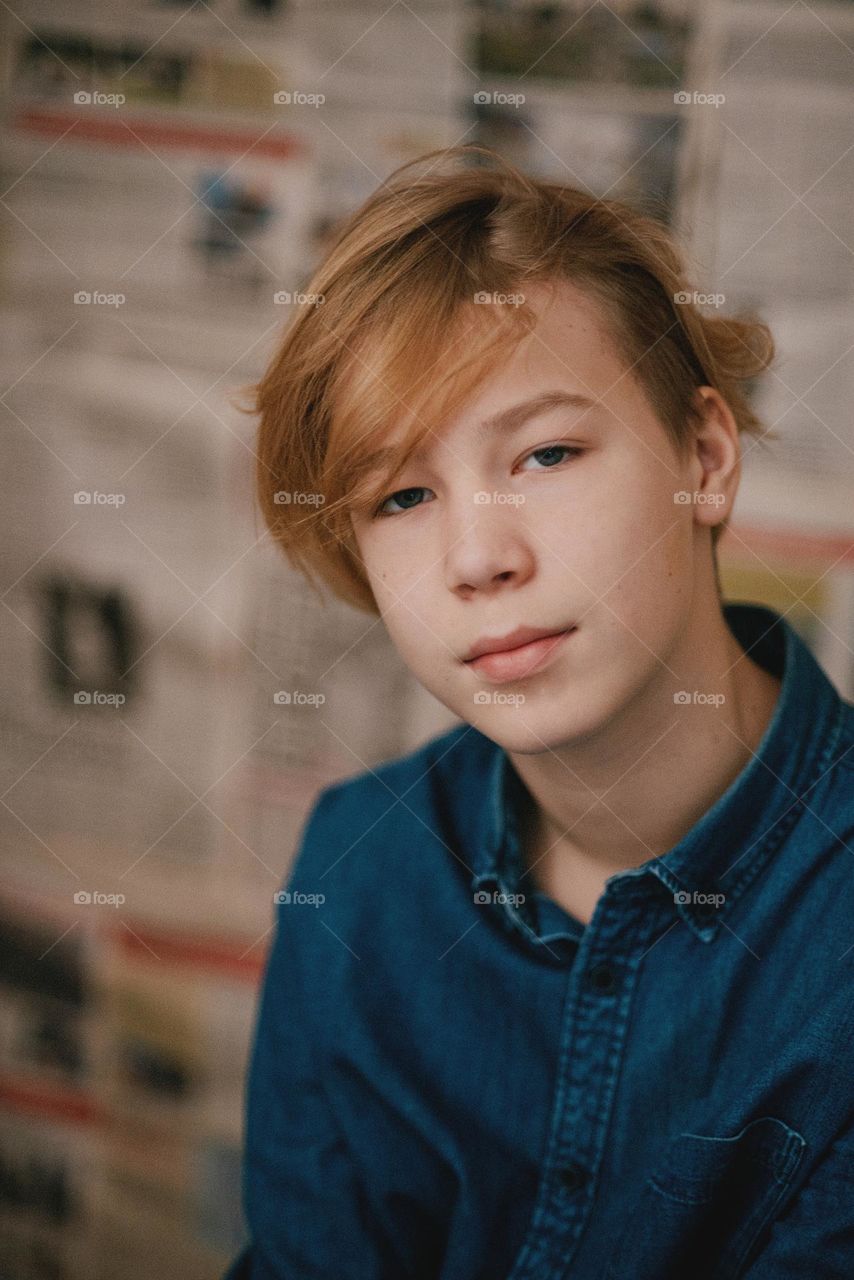 Portrait teenage boy 