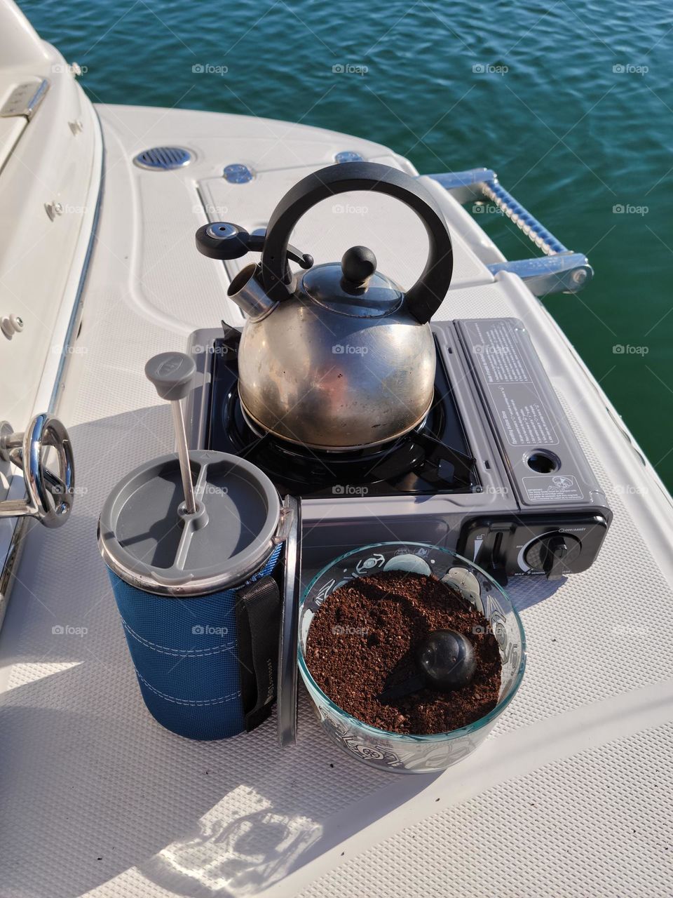 How a Coffee Addict Handles Boating