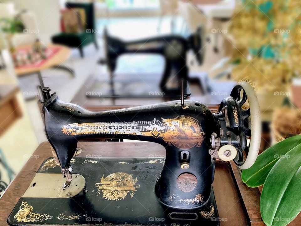 Retrô Sewing Machine