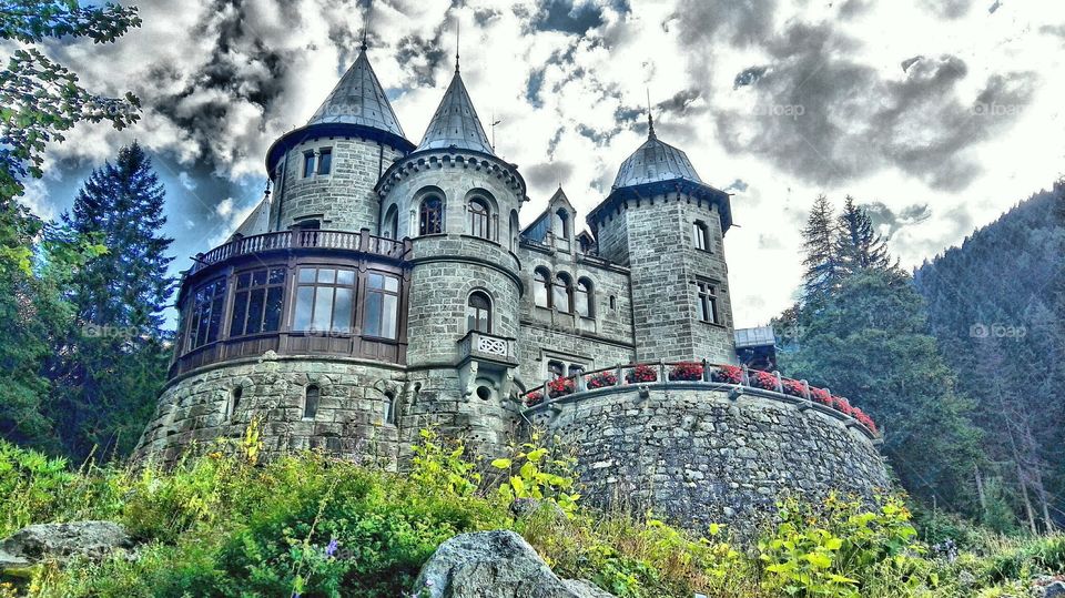 Hdr castle