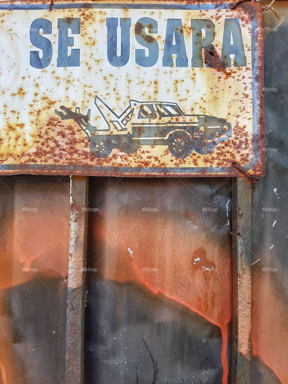 Sign and rust