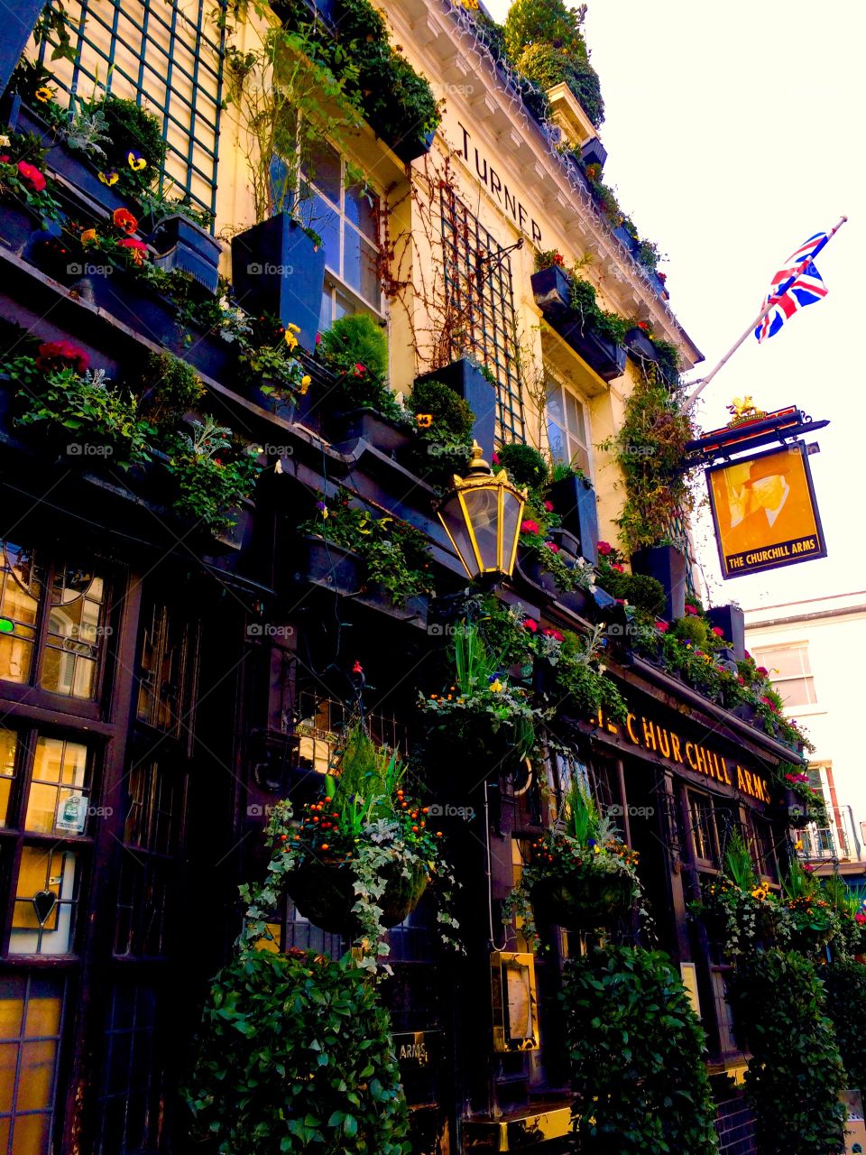 London pub