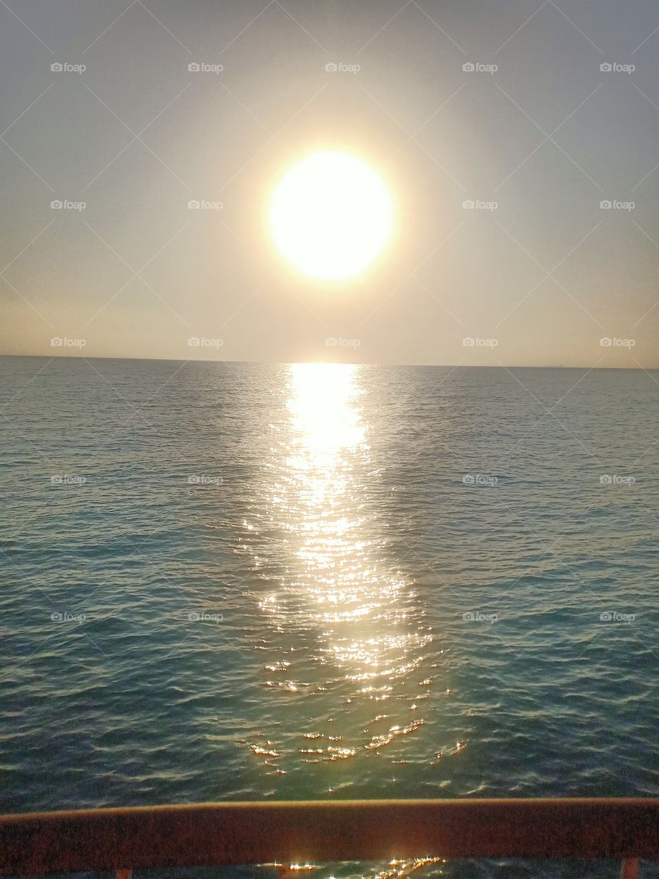 sunrise❤️🌞 .. this photo was taken last August in El Sokhna ❤️🌞