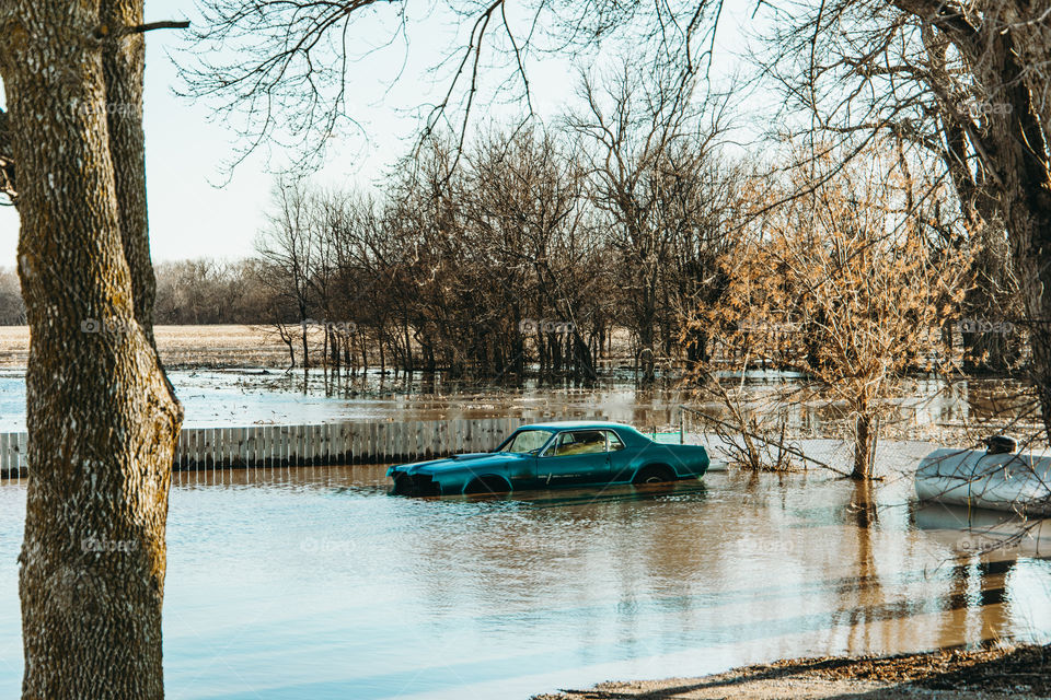Cars in a flood from Nebraska 