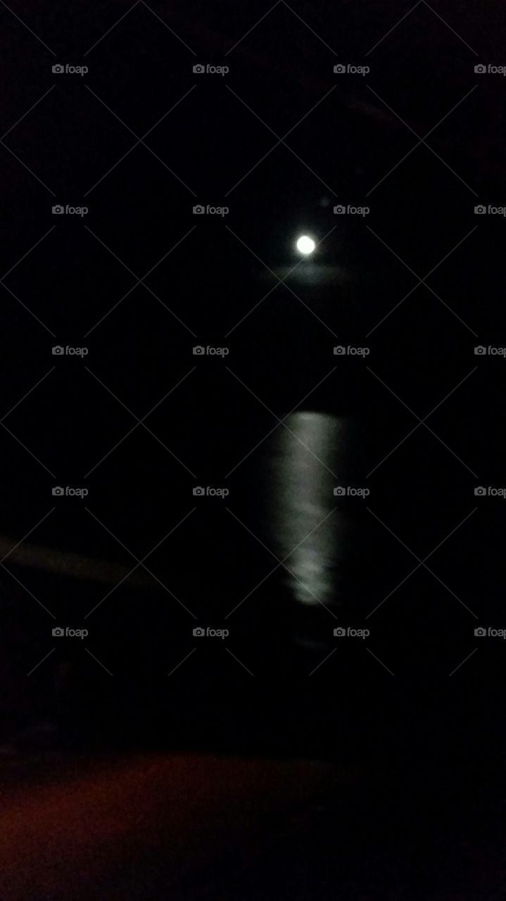 full moon reflecting off Columbia River