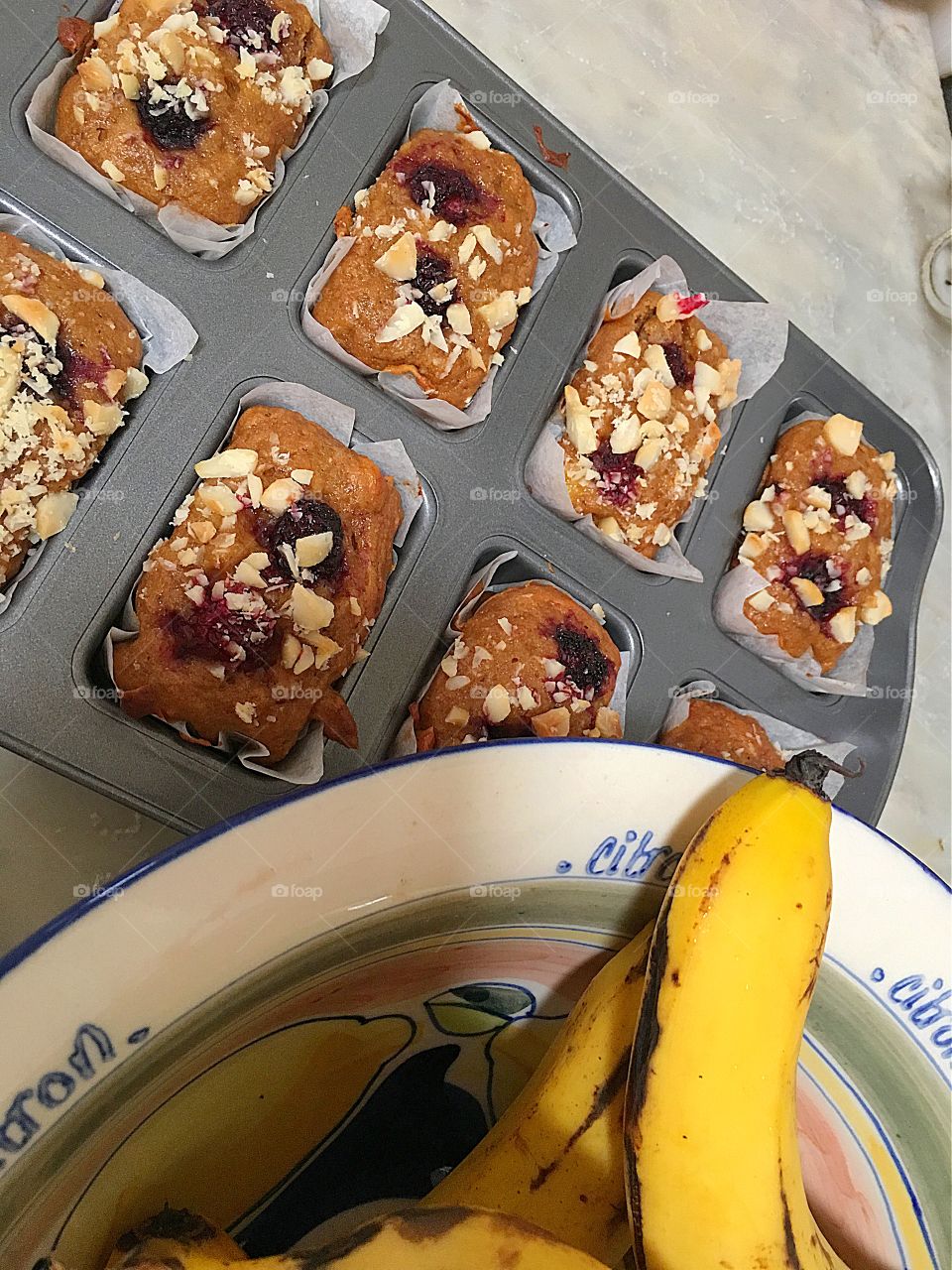 Mini Banana and wild Blackberry Bread Loaves, with organic coconut sugar and topped with crushed macadamia nuts