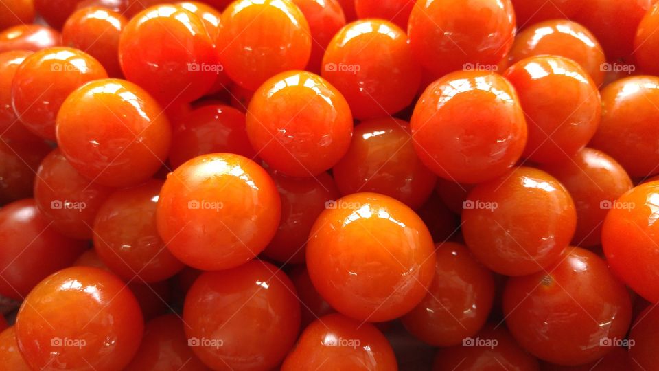 Tomaten ganz viele