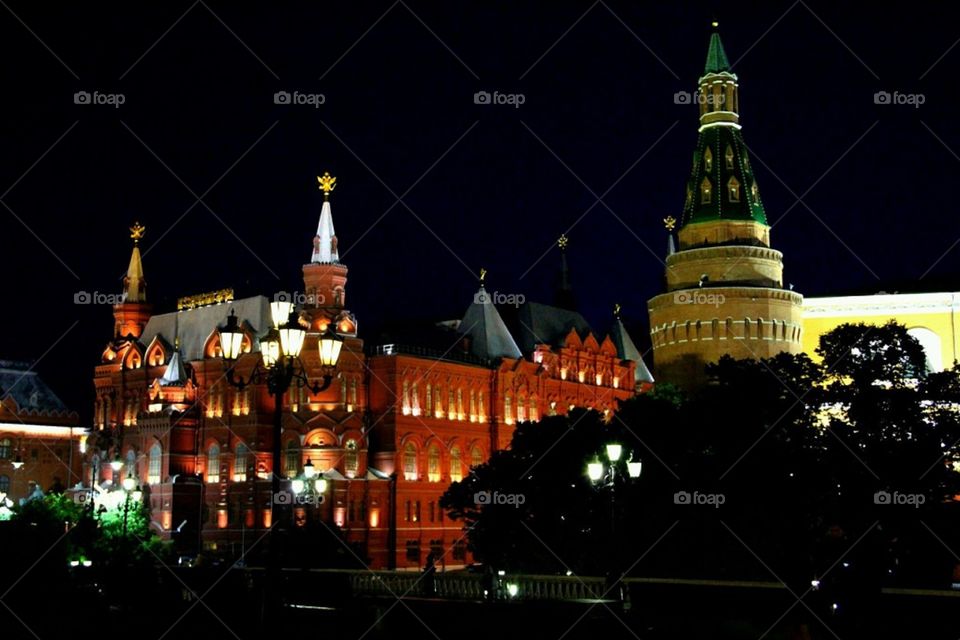 ночью в Москве