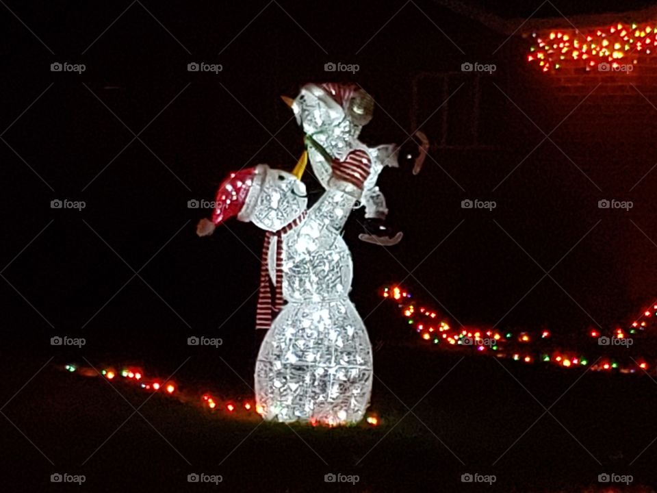 mama snowman and baby