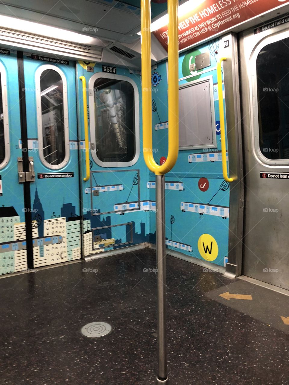 Subway car of the e train 