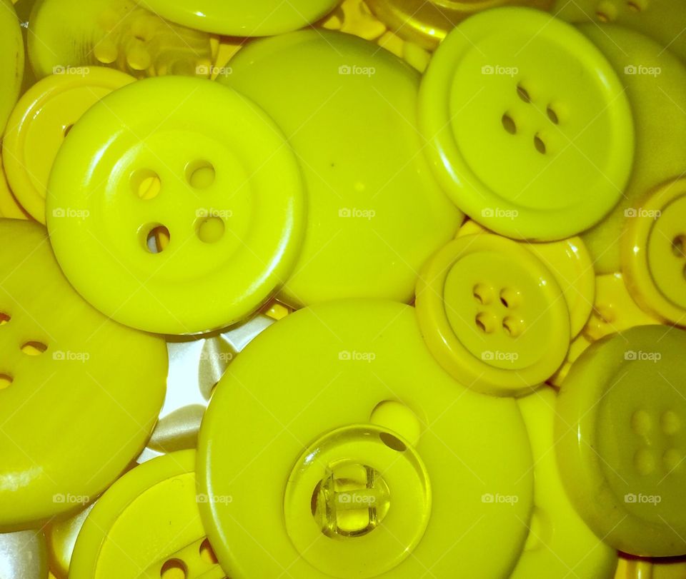 Yellow Buttons 