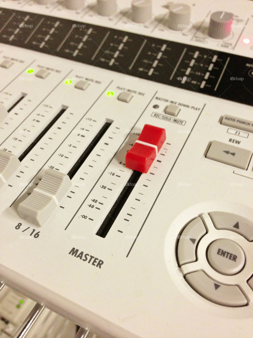 sound microphone studio button by bsa