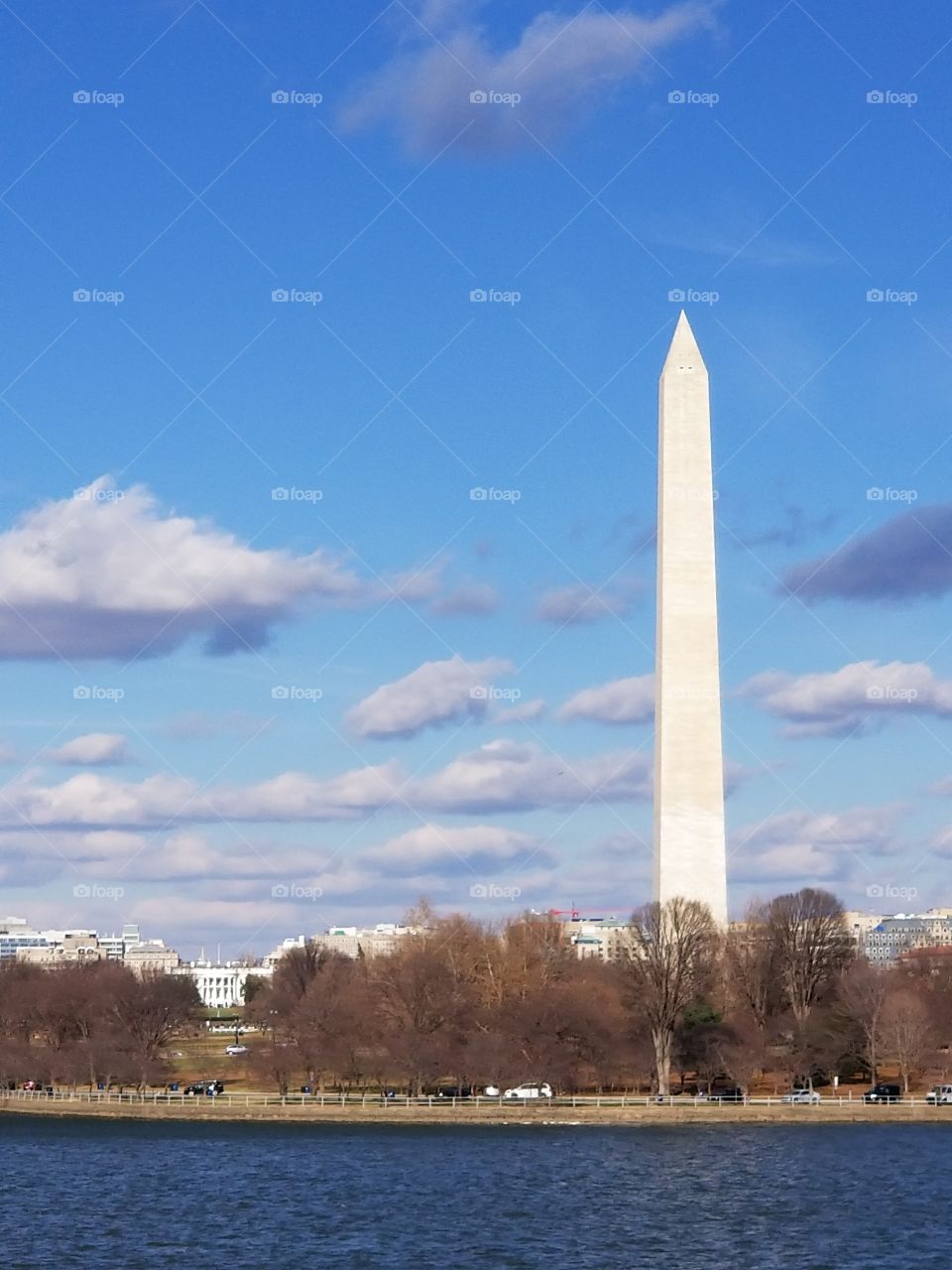 Washington monument and white house