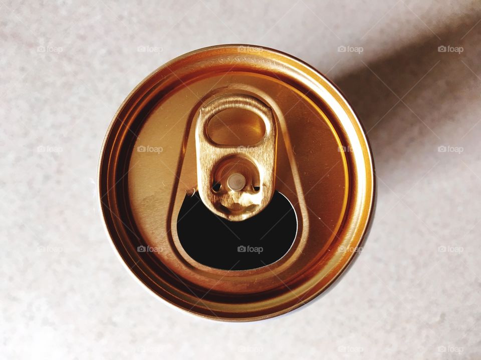 Beer can from directly above 