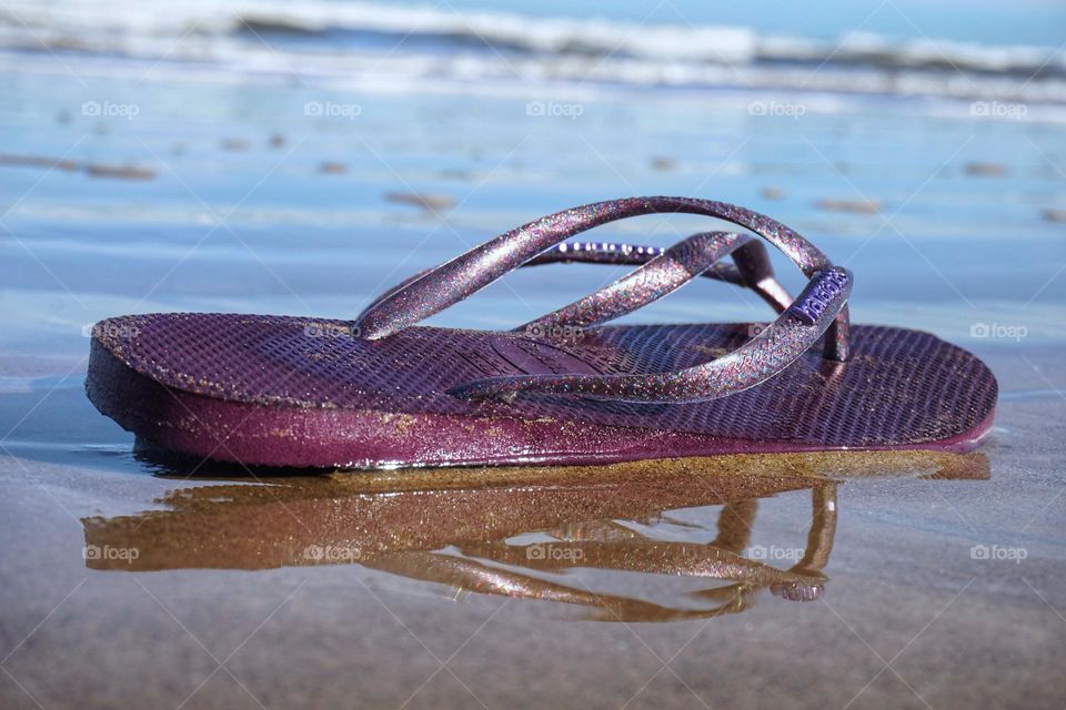 Magenta flip flops 