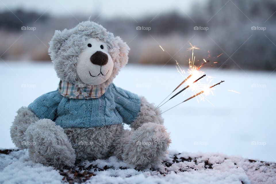 Teddy bear with sparkler 