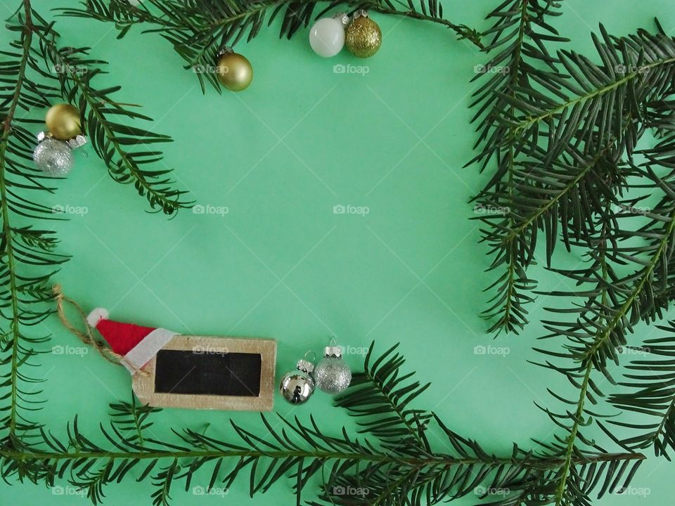 Christmas decoration with gift tag