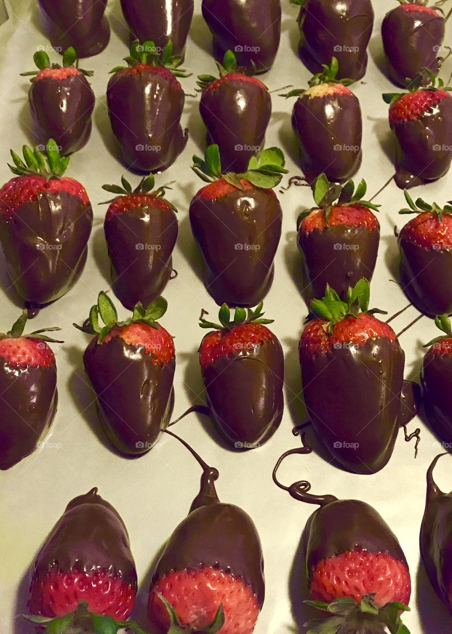 Chocolate strawberries for Santa