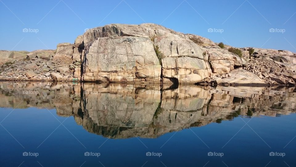 Rock reflection in the sea