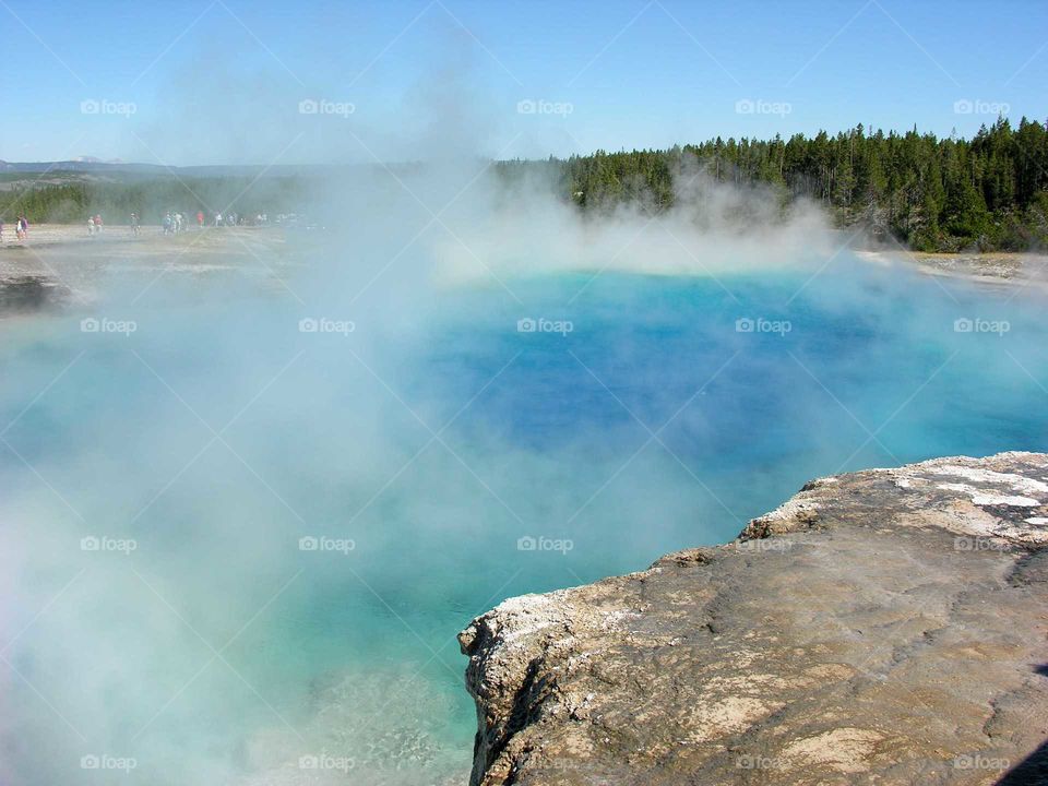 Yellowstone geyser