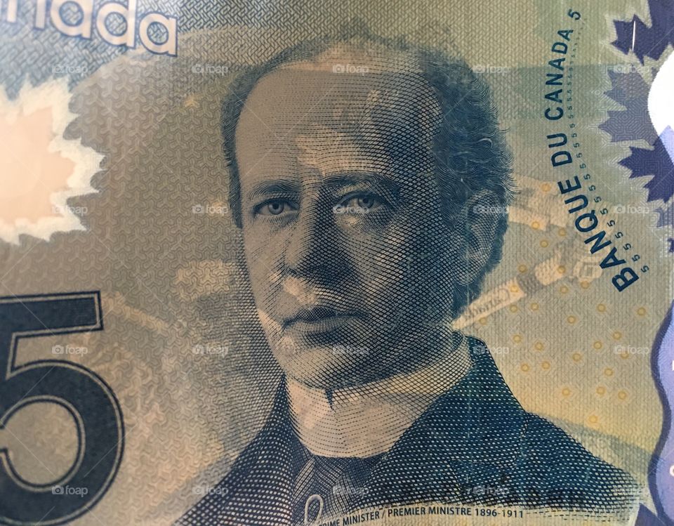 Canadian money 