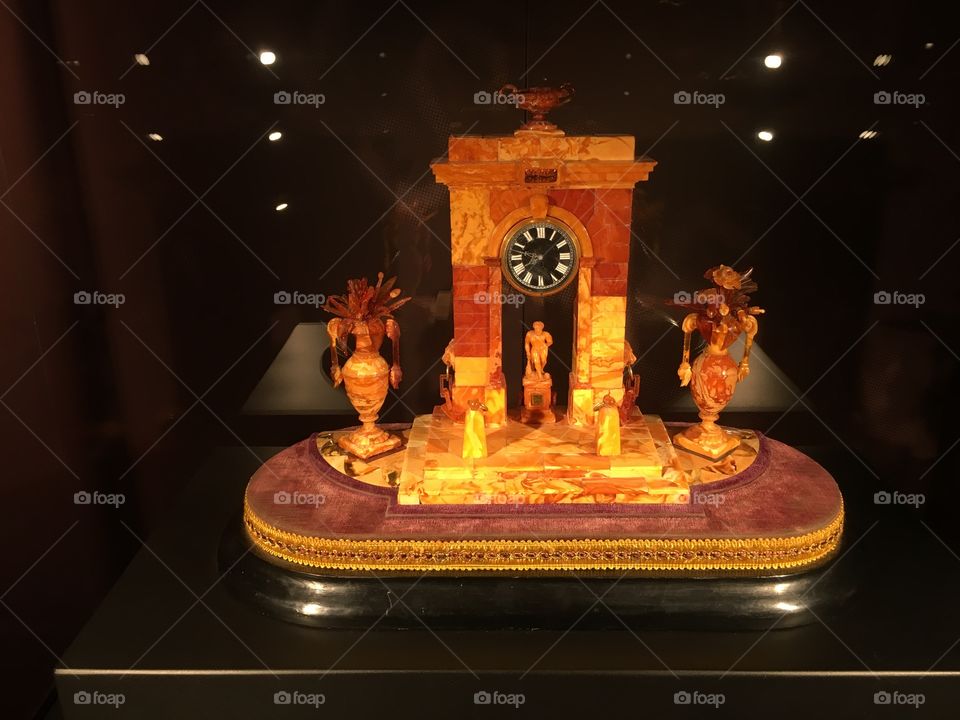 Amber clock at Marlbork Castle - Poland