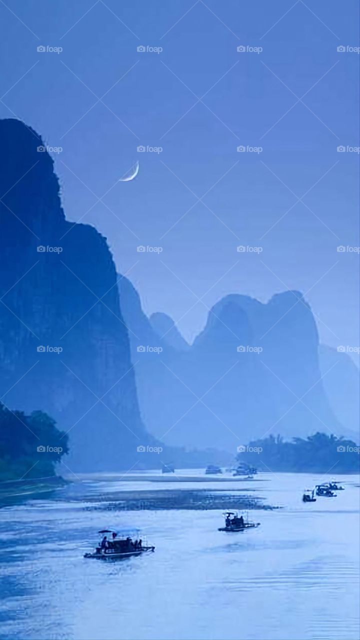 A very beautiful picture, and there is no better picture than it. There is no better picture of green herbs and colorful, red and white roses than it. Glory be to God, the natural and picturesque view, and there is no more