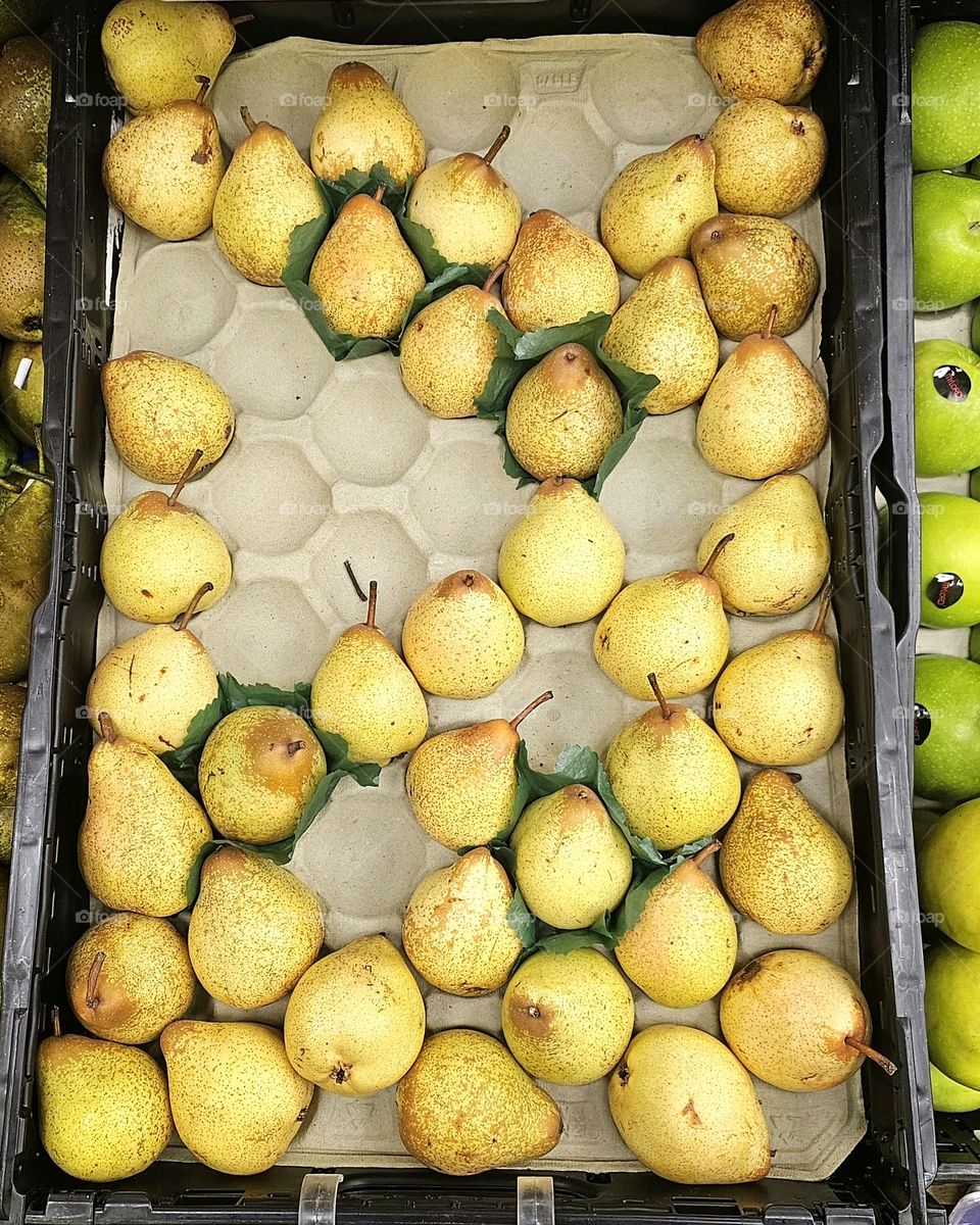 yellow pears in Deauville