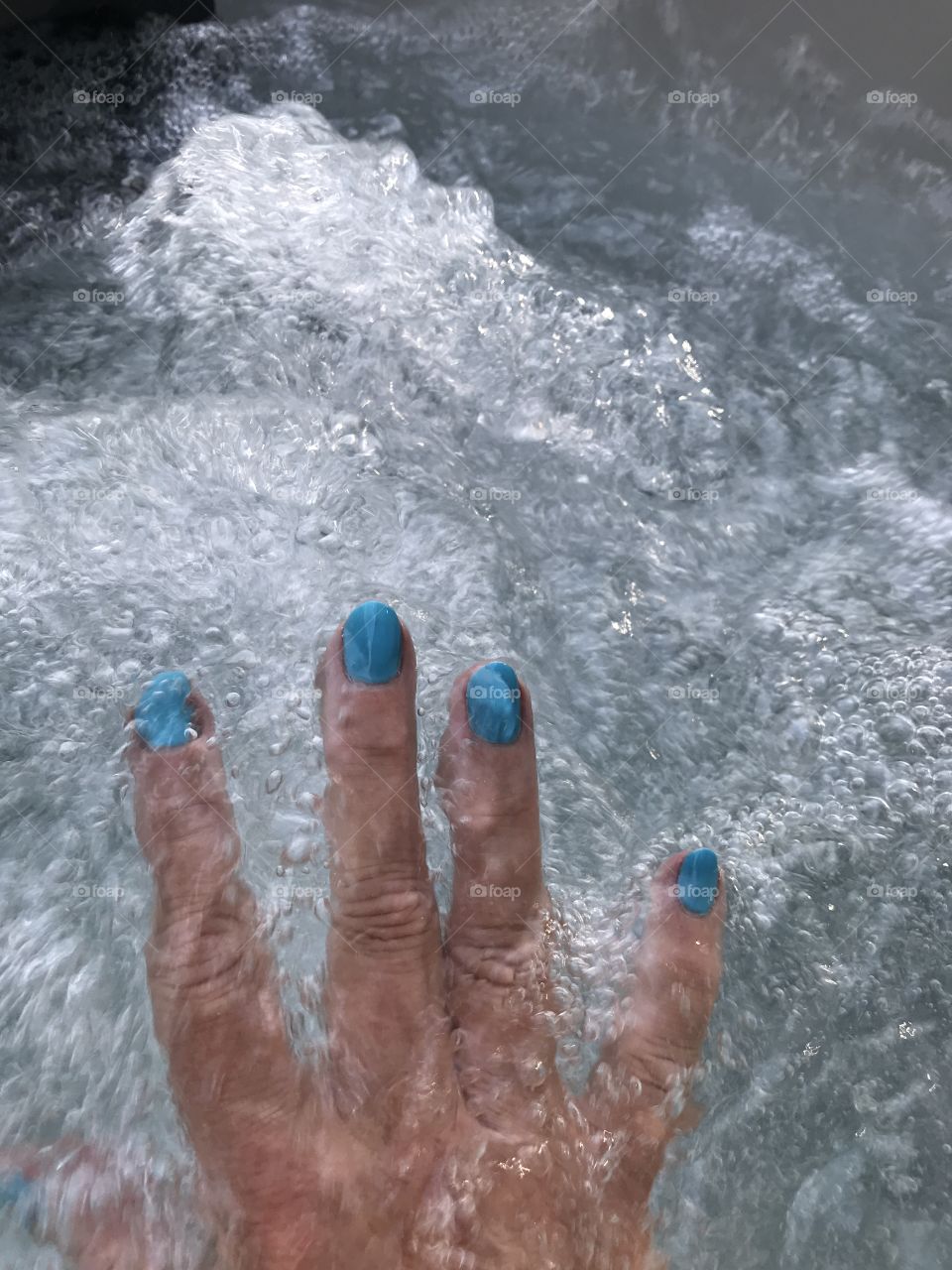Manicure pool hot bubbles