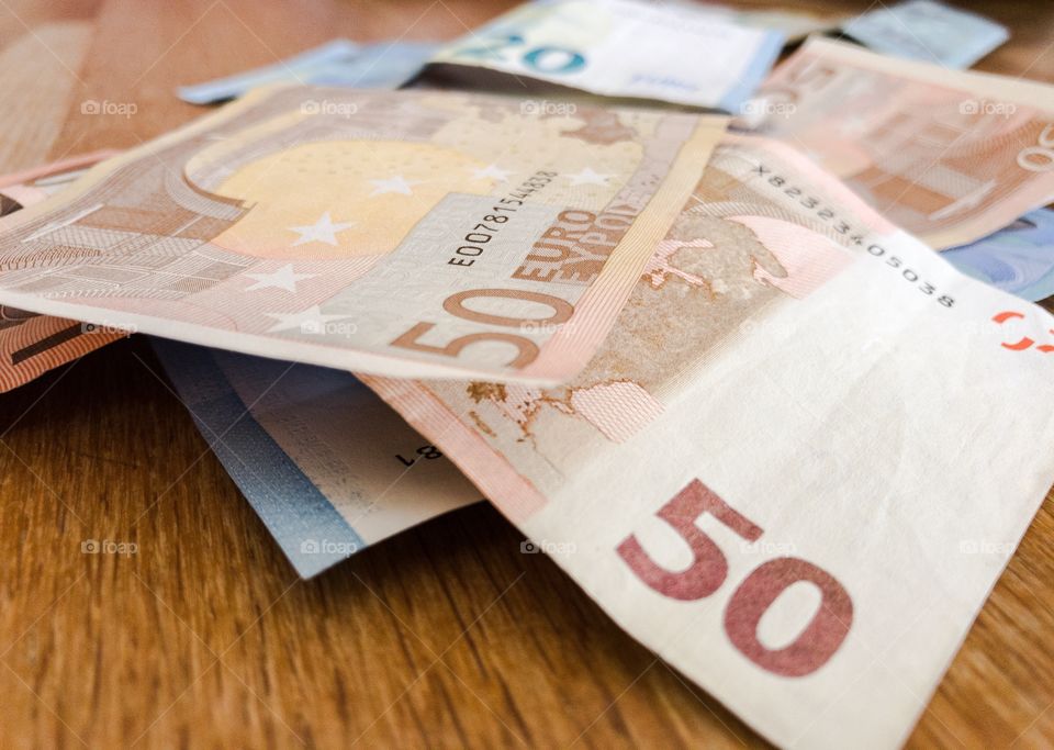 A stack of 50 Euro bills