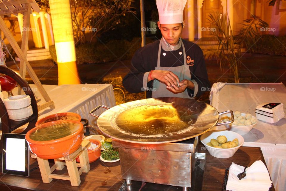 Indian famous food
Oh, Indian food. I could write an entire novel chronicling my love for this cuisine, but even that would fail to fully describe how I feel.
While I don’t cook it that much at home, we tend to get Indian takeout at least once