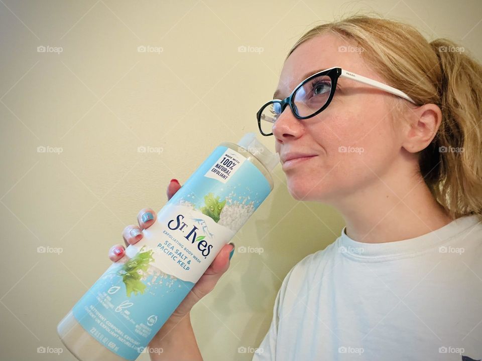 I love the clean, fresh scent of the St. Ives Sea Salt & Pacific Kelp Exfoliating body wash, it’s my favorite.