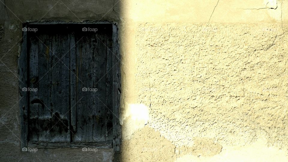 Sol Y Sombra
Sun and shadow